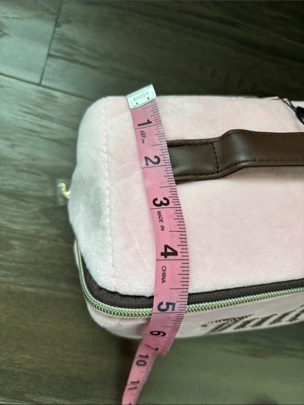juicy Couture  Train Case,handle & zipper top,velvet feel,Juicy Rhinestone Logo - Picture 7 of 10